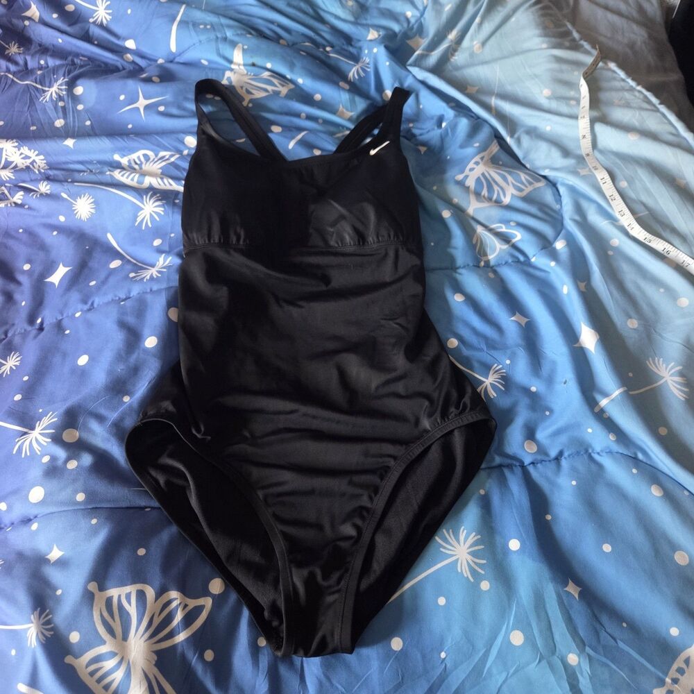 Nike One Piece Swimsuit Women's XL Black Racerback Athletic Training Swimwear